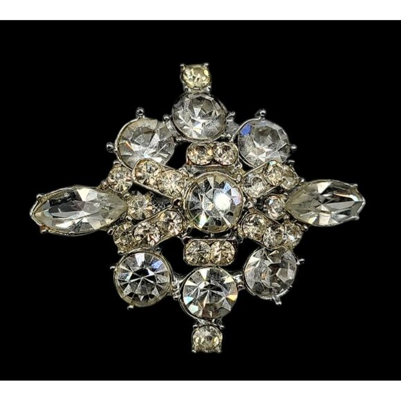 Vintage Snowflake Rhinestone Brooch Silver Tone Setting Clear Glass - Picture 2 of 12